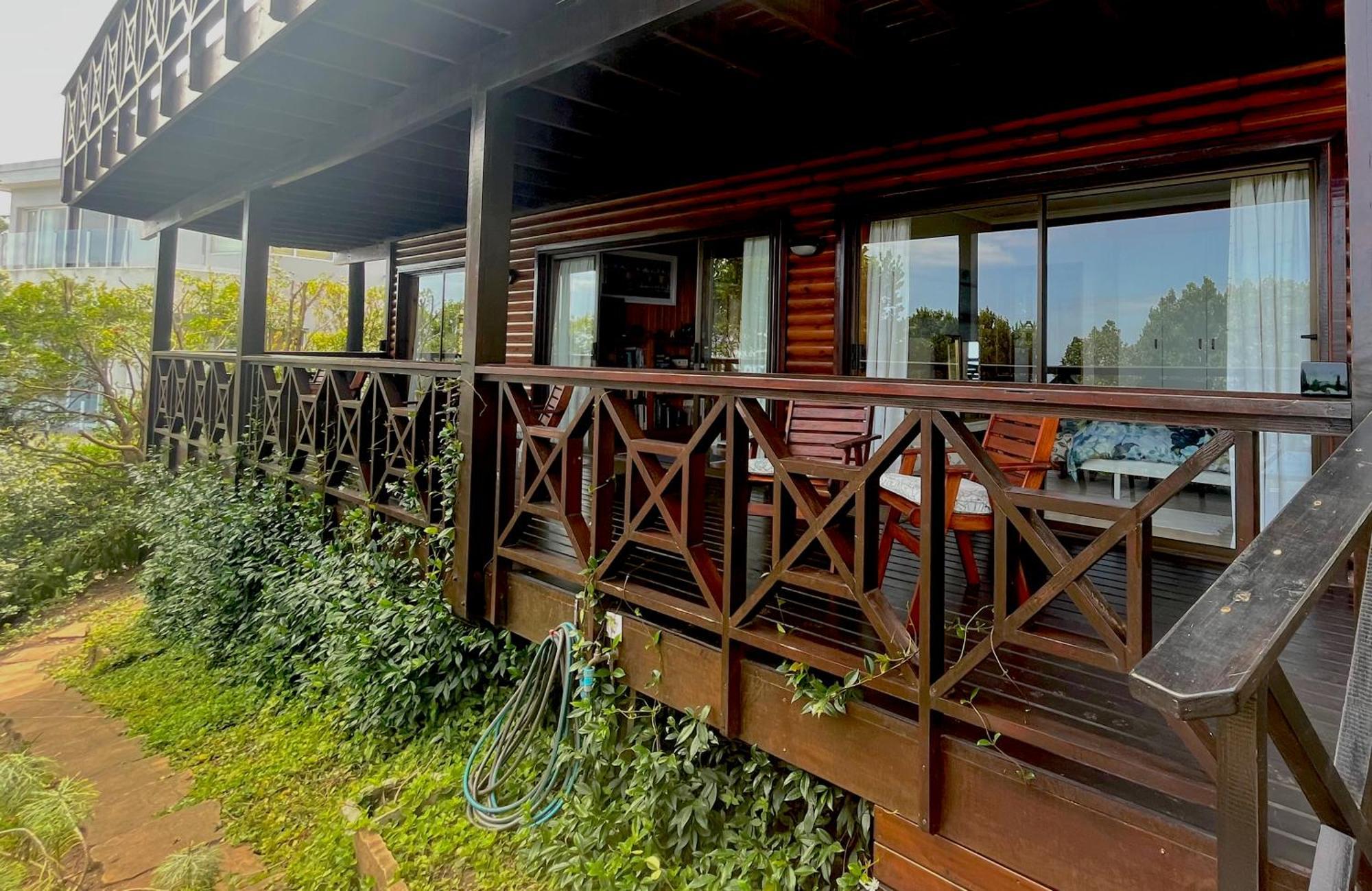 Peaceful Guest Suite With Balcony Views And Garden Setting 滨海布伦顿 外观 照片