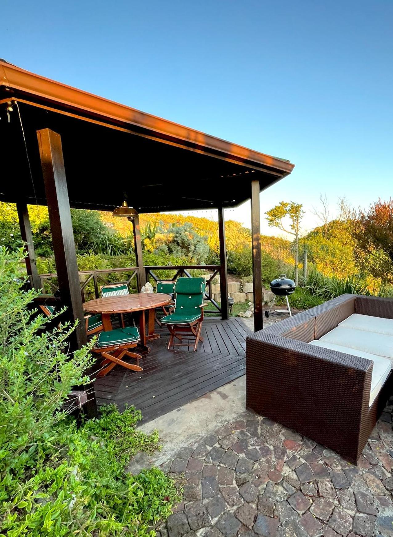 Peaceful Guest Suite With Balcony Views And Garden Setting 滨海布伦顿 外观 照片