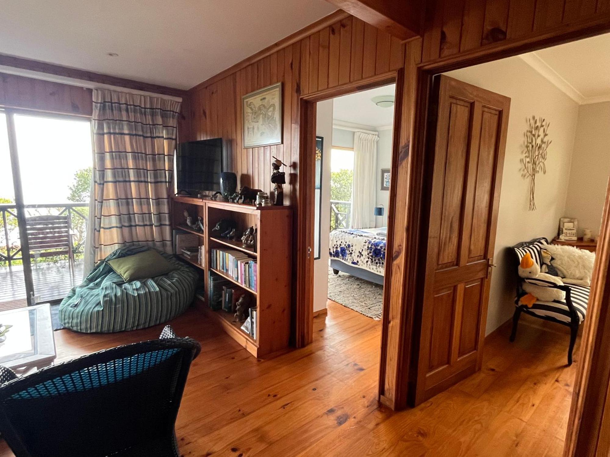Peaceful Guest Suite With Balcony Views And Garden Setting 滨海布伦顿 外观 照片